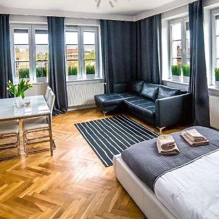 Cracovia Apartments エクステリア 写真