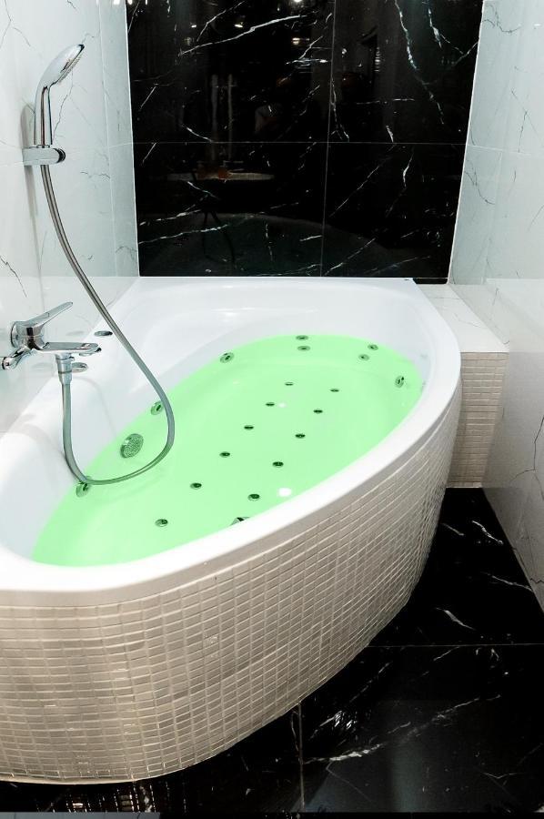 Cracovia Apartments エクステリア 写真