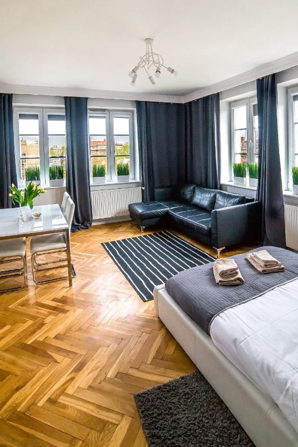 Cracovia Apartments エクステリア 写真
