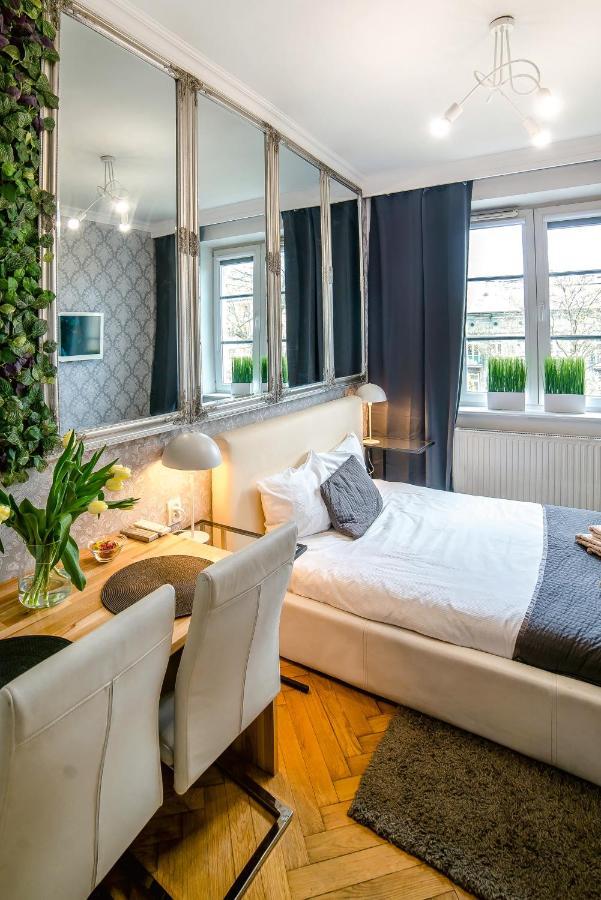 Cracovia Apartments エクステリア 写真